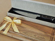 Laden Sie das Bild in den Galerie-Viewer, Geschenkpaket (Schneidebrett Nussbaum + 87-STEAKart Messer nach Wahl)