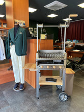 Laden Sie das Bild in den Galerie-Viewer, azado Grill El Maestro 60x40cm mit Gaselement