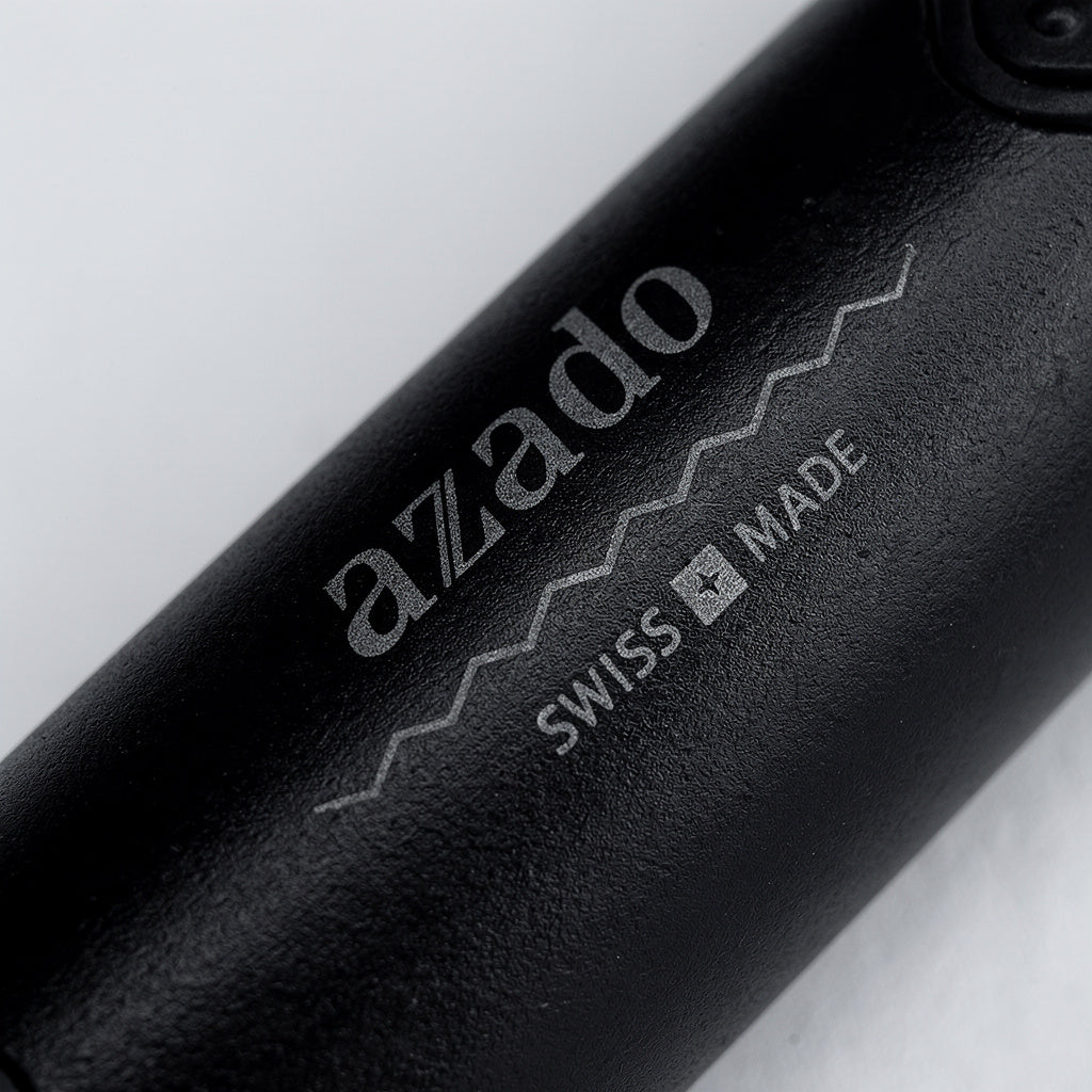 azado Premium Stabfeuerzeug - Matt-Schwarz mit Jet-Flame – Bild 4