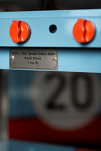 Laden Sie das Bild in den Galerie-Viewer, "azado x Gulf" - Limited Edition 1/10