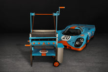 Laden Sie das Bild in den Galerie-Viewer, "azado x Gulf" - Limited Edition 1/10