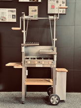 Laden Sie das Bild in den Galerie-Viewer, azado Grill El Jefesito 60x40cm mit Gaselement