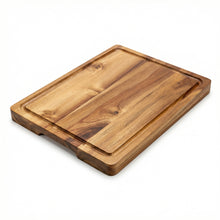 Laden Sie das Bild in den Galerie-Viewer, 87-STEAKart Massives Schneidebrett 40x30cm mit Saftrille & Auffangmulde