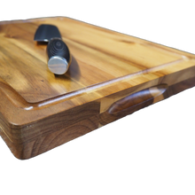 Laden Sie das Bild in den Galerie-Viewer, 87-STEAKart Schneidebrett mit Saftrinne