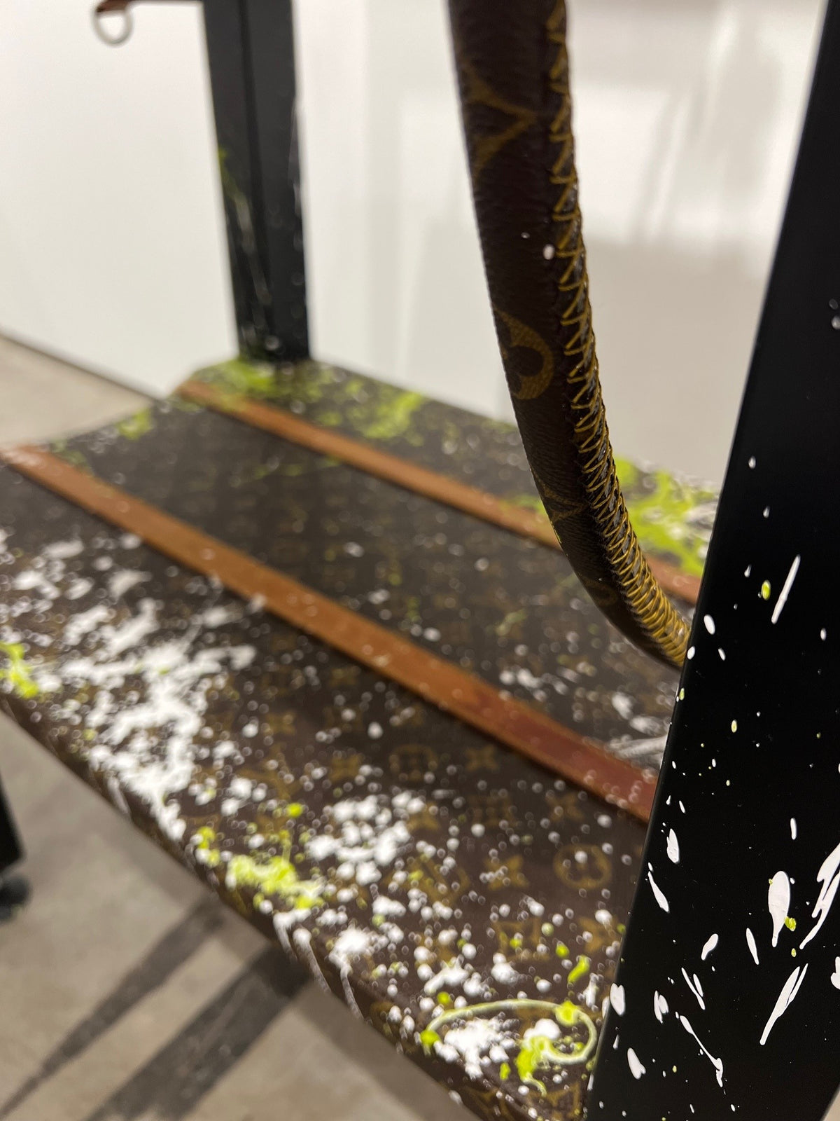 "55K" LV Tailor Made Artlanta ArtBasel Edition 1 of 1 – Bild 11