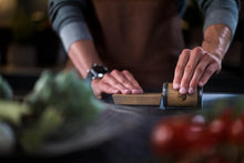 Laden Sie das Bild in den Galerie-Viewer, HORL 2 Rollschleifer & Magnetschleiflehre - Azado AG