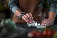 Laden Sie das Bild in den Galerie-Viewer, HORL 2 Rollschleifer & Magnetschleiflehre - Azado AG