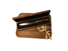 Laden Sie das Bild in den Galerie-Viewer, Geschenkpaket Premium (Schneidebrett Nuss + Fleischmesser
