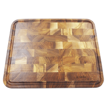 Laden Sie das Bild in den Galerie-Viewer, Schneidebrett aus Stirnholz - azado Ag