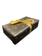 Laden Sie das Bild in den Galerie-Viewer, Chimichurri-Geschenkpaket (2x Chimichurri + Keramikdose)