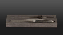 Laden Sie das Bild in den Galerie-Viewer, Swiss Knife Damast Steakmesser Set
