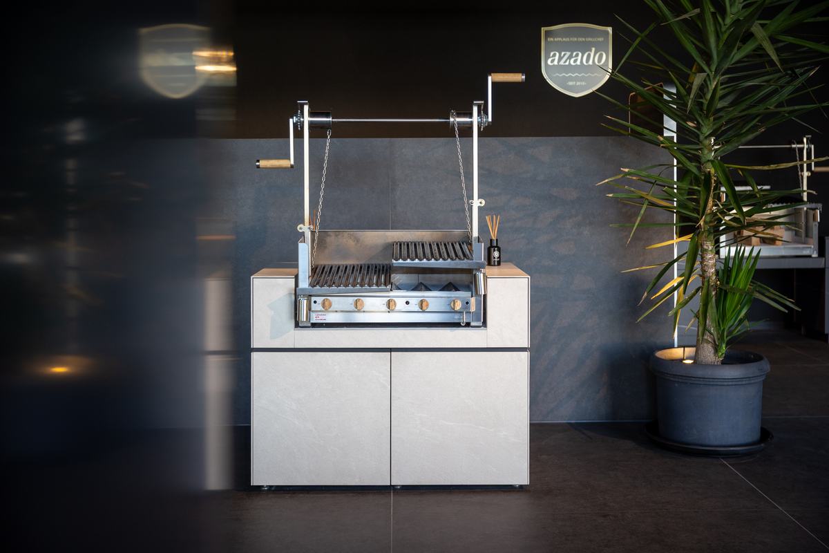 Einbaugrill im Showroom Wittenbach