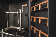 Laden Sie das Bild in den Galerie-Viewer, Aussenküche "la Maleta" mit el Maestro 60x40cm azado Grill
