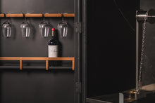 Laden Sie das Bild in den Galerie-Viewer, Aussenküche "la Maleta" mit el Maestro 60x40cm azado Grill
