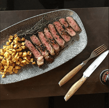 Laden Sie das Bild in den Galerie-Viewer, Steakchamp Steakmesser 4er-Set
