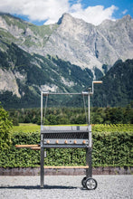 Laden Sie das Bild in den Galerie-Viewer, &quot;Fassado&quot; Grill Limited Edition by Fasswerk - Azado AG
