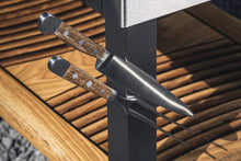 Laden Sie das Bild in den Galerie-Viewer, &quot;Fassado&quot; Grill Limited Edition by Fasswerk - Azado AG
